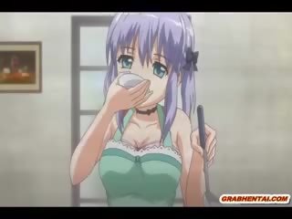 Japonesa hentai chica caliente poking en la cocina