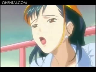 Hentai người hai giới cô gái hôn và nhận liếm trong