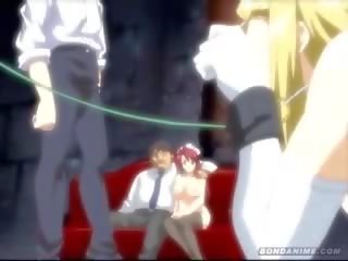 Hentai anime neitsi teenija hardcore laksu andmine