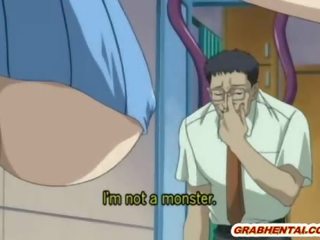 To ngực hentai được bắt