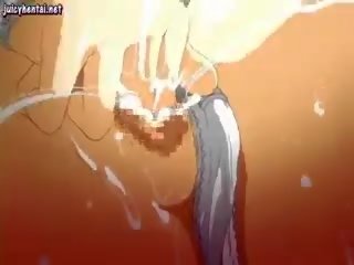 Tettona hentai ragazza cumming bagnato