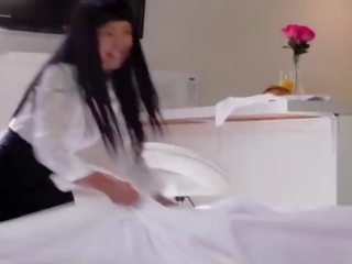 Vrbangers.com-busty deity yra dulkinimasis sunkus į tai agentas vr seksas filmas parodija