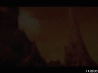 Stor pupper stunner knullet av orcs i grotte, x karakter klipp 38