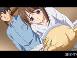 Hentai cô gái khuynh hướng hơn một cái ghế và fucked lược